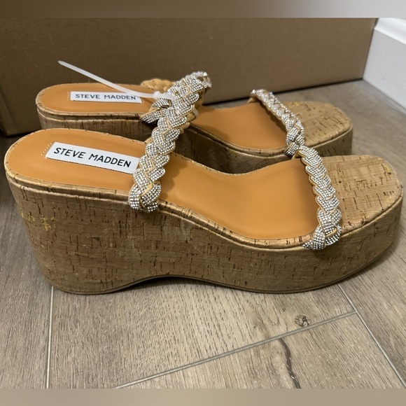 NEW! Steve Madden Silver Metallic Dayna Platform Sandal - Size 9 - Picture 13 of 14